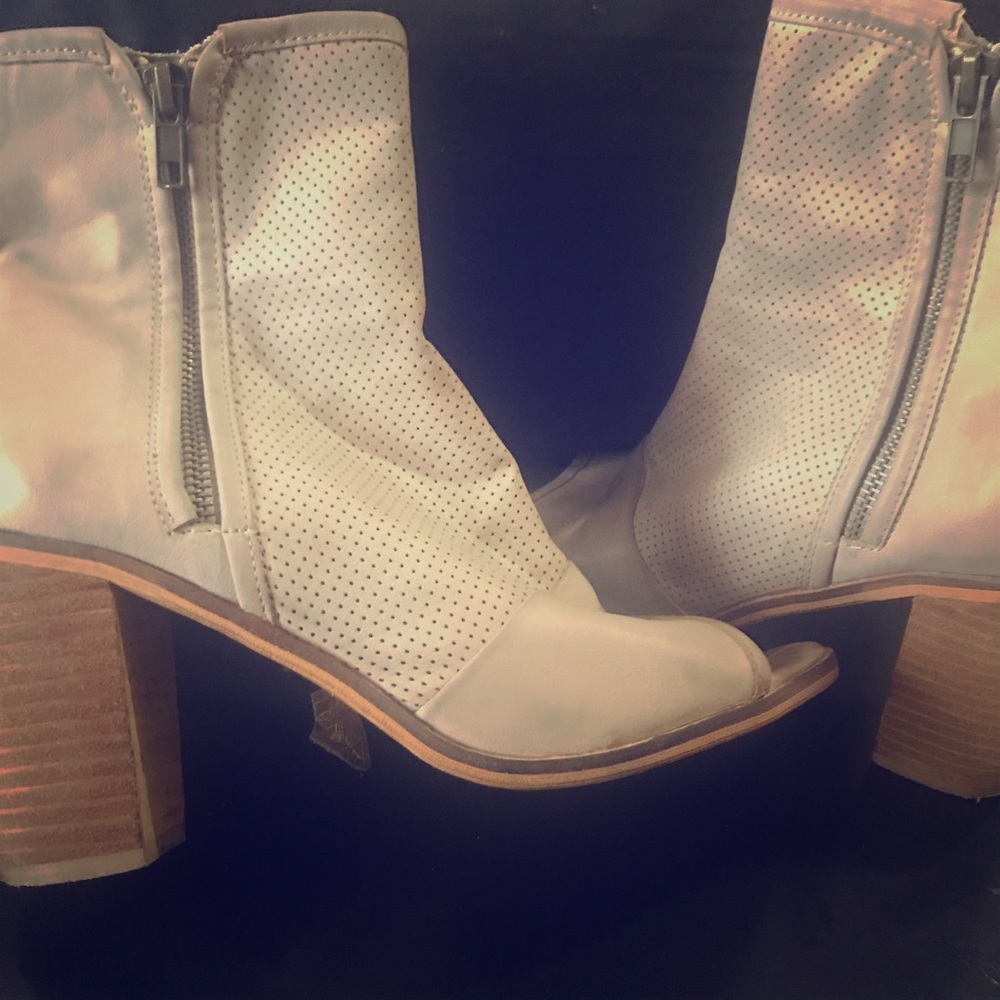 Desert Booties